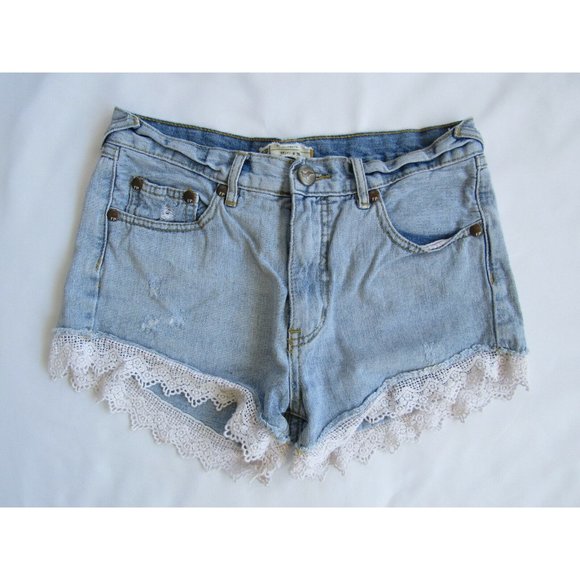 Free People Distressed Boho Cutoff Denim Shorts Lace Trim High Waist Sz 26 - Picture 1 of 3